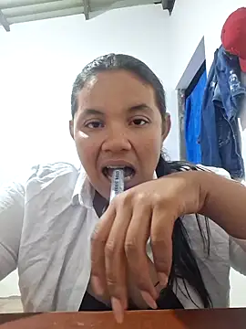 Snapshot of monicarokaforte chatting on April 2026 04:12:01 AM monicarokaforte online show from April 2026 04:12:01 AM