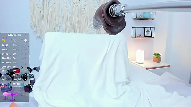 Snapshot of alexaa_lovely chatting on April 2026 02:40:02 PM alexaa lovely online show from April 2026 02:40:02 PM