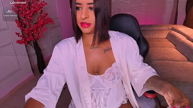 Snapshot of Brianna_harper chatting on April 2026 11:05:01 AM Brianna harper online show from April 2026 11:05:01 AM