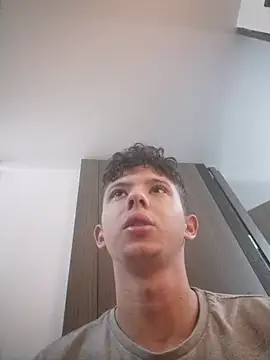 Snapshot of Daniel_Roy chatting on April 2026 07:44:01 PM Daniel Roy online show from April 2026 07:44:01 PM