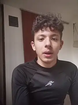 Snapshot of Daniel_Roy chatting on April 2026 08:03:01 PM Daniel Roy online show from April 2026 08:03:01 PM