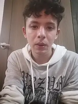 Snapshot of Daniel_Roy chatting on April 2026 06:27:01 AM Daniel Roy online show from April 2026 06:27:01 AM