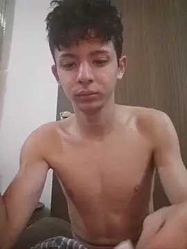 Snapshot of Daniel_Roy chatting on April 2026 10:22:01 PM Daniel Roy online show from April 2026 10:22:01 PM