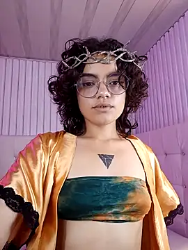 Snapshot of Kittylatina_ chatting on April 2026 12:52:02 AM Kittylatina online show from April 2026 12:52:02 AM