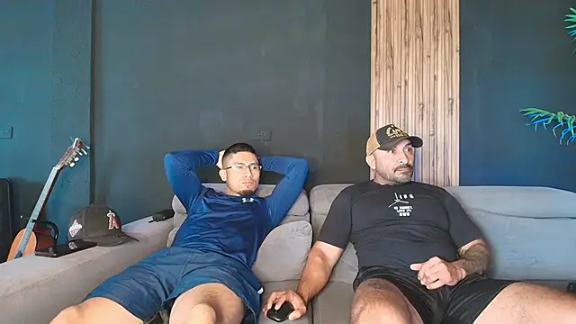 Snapshot of angelstream chatting on April 2026 12:43:02 PM angelstream online show from April 2026 12:43:02 PM