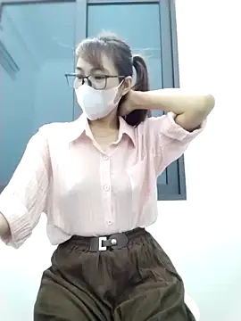 Snapshot of Mai_phuong chatting on March 2026 07:12:01 AM Mai phuong online show from March 2026 07:12:01 AM