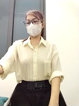 Snapshot of Mai_phuong chatting on March 2026 01:07:02 AM Mai phuong online show from March 2026 01:07:02 AM