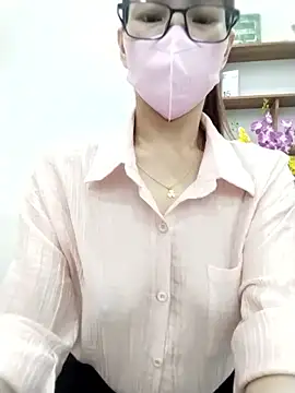 Snapshot of Mai_phuong chatting on April 2026 12:23:01 AM Mai phuong online show from April 2026 12:23:01 AM