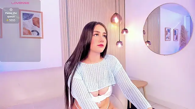 Snapshot of Juli_jaramillo chatting on March 2026 12:21:02 PM Juli jaramillo online show from March 2026 12:21:02 PM