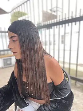 Snapshot of Electra_Pinkk chatting on March 2026 01:49:02 PM Electra Pinkk online show from March 2026 01:49:02 PM