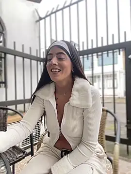 Snapshot of Electra_Pinkk chatting on March 2026 01:55:01 PM Electra Pinkk online show from March 2026 01:55:01 PM