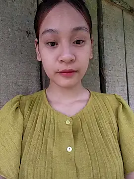 Snapshot of -Hicici- chatting on April 2026 11:32:02 PM -Hicici- online show from April 2026 11:32:02 PM