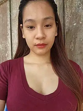 Snapshot of -Hicici- chatting on April 2026 01:53:01 AM -Hicici- online show from April 2026 01:53:01 AM