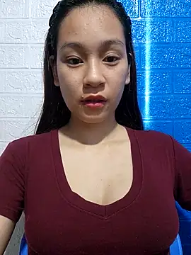 Snapshot of -Hicici- chatting on April 2026 02:51:02 AM -Hicici- online show from April 2026 02:51:02 AM