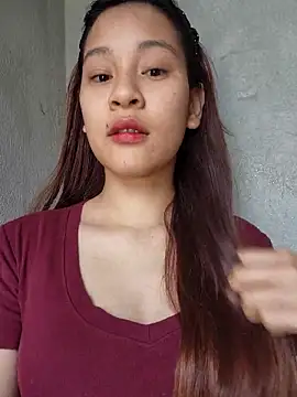 Snapshot of -Hicici- chatting on April 2026 02:24:02 AM -Hicici- online show from April 2026 02:24:02 AM