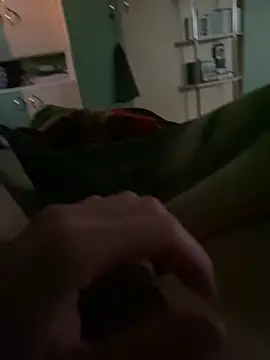 Snapshot of smallcoock chatting on April 2026 04:42:02 PM smallcoock online show from April 2026 04:42:02 PM