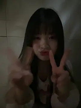 Snapshot of Cum-withyou chatting on April 2026 08:00:02 AM Cum-withyou online show from April 2026 08:00:02 AM