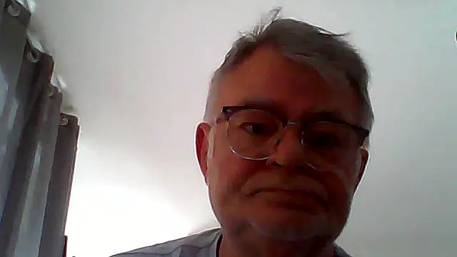 Snapshot of oura chatting on July 2026 07:45:01 AM oura online show from July 2026 07:45:01 AM