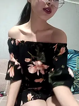 Snapshot of Rina_333 chatting on March 2026 02:22:01 PM Rina 333 online show from March 2026 02:22:01 PM