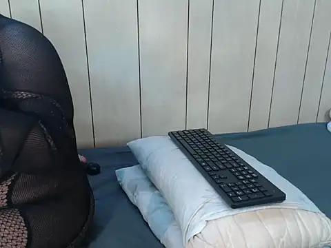 Snapshot of BootyDarkEbony chatting on March 2026 08:47:01 PM BootyDarkEbony online show from March 2026 08:47:01 PM