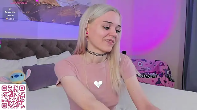 Snapshot of Mimi_angels chatting on April 2026 01:42:02 AM Mimi angels online show from April 2026 01:42:02 AM