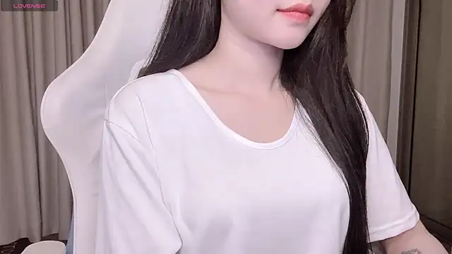 Snapshot of Ngan-Baby chatting on March 2026 11:54:01 AM Ngan-Baby online show from March 2026 11:54:01 AM