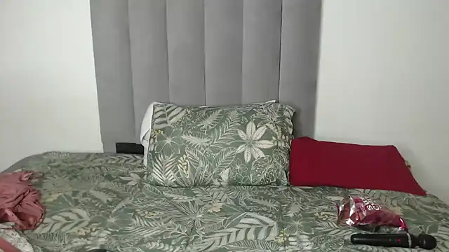 Snapshot of Tasha_xxx chatting on March 2026 08:37:01 PM Tasha xxx online show from March 2026 08:37:01 PM