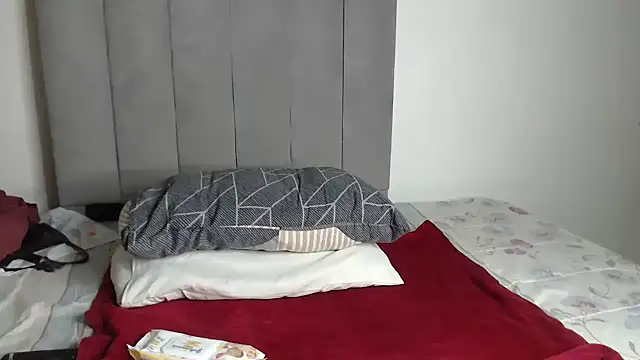 Snapshot of Tasha_xxx chatting on April 2026 07:25:01 PM Tasha xxx online show from April 2026 07:25:01 PM