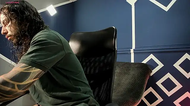 Snapshot of melody_ft_jesus chatting on March 2026 11:35:01 AM melody ft jesus online show from March 2026 11:35:01 AM