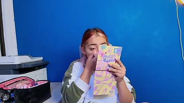 Snapshot of PinkyyPieee_ chatting on March 2026 11:03:01 AM PinkyyPieee online show from March 2026 11:03:01 AM