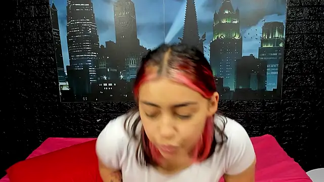 Snapshot of PinkyyPieee_ chatting on April 2026 02:39:02 PM PinkyyPieee online show from April 2026 02:39:02 PM