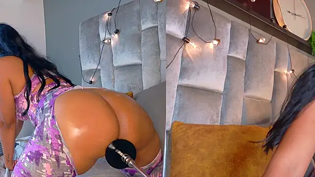 Snapshot of Meganlove__ chatting on April 2026 03:00:02 AM Meganlove online show from April 2026 03:00:02 AM