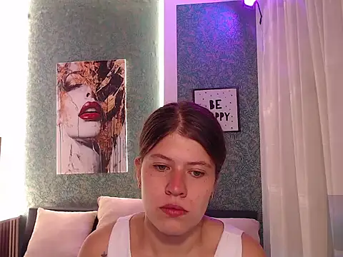 Snapshot of Moonna_linnda chatting on March 2026 01:33:01 PM Moonna linnda online show from March 2026 01:33:01 PM