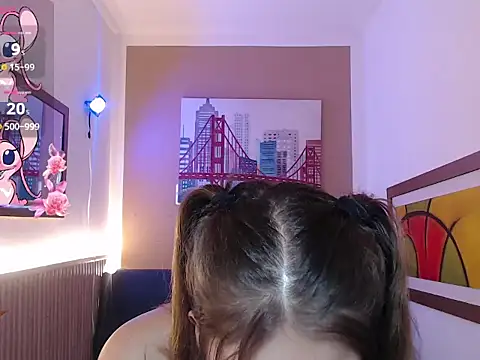 Snapshot of Moonna_linnda chatting on April 2026 01:49:01 PM Moonna linnda online show from April 2026 01:49:01 PM