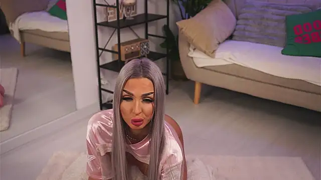 Snapshot of ArianaXO_ chatting on April 2026 06:17:02 AM ArianaXO online show from April 2026 06:17:02 AM