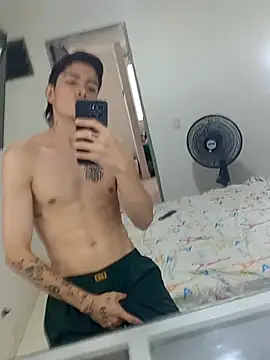 Snapshot of Pupydogg chatting on March 2026 03:04:01 PM Pupydogg online show from March 2026 03:04:01 PM