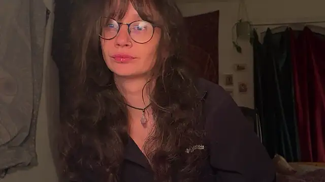 Snapshot of nyxo_ chatting on April 2026 12:41:02 AM nyxo online show from April 2026 12:41:02 AM