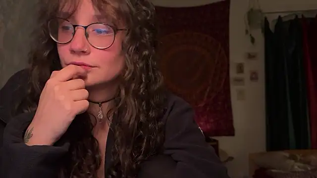 Snapshot of nyxo_ chatting on April 2026 09:06:01 PM nyxo online show from April 2026 09:06:01 PM