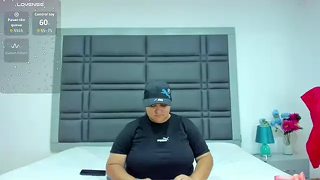 Snapshot of AmaranttayLunay chatting on March 2026 06:33:01 PM AmaranttayLunay online show from March 2026 06:33:01 PM