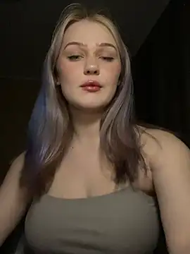 Snapshot of keeeessyyy chatting on April 2026 11:16:01 PM keeeessyyy online show from April 2026 11:16:01 PM