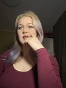 Snapshot of keeeessyyy chatting on April 2026 04:21:01 PM keeeessyyy online show from April 2026 04:21:01 PM