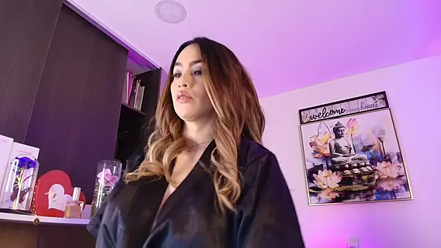 Snapshot of Katalina_Alvarezz chatting on June 2026 07:12:01 PM Katalina Alvarezz online show from June 2026 07:12:01 PM