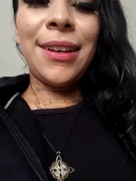 Snapshot of ZafiroCat chatting on April 2026 08:09:02 PM ZafiroCat online show from April 2026 08:09:02 PM