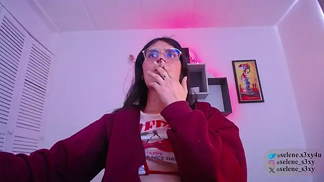 selene cutie online show from April 2026 05:39:01 PM