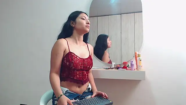 Snapshot of Tamar4_f00x chatting on April 2026 01:01:01 PM Tamar4 f00x online show from April 2026 01:01:01 PM