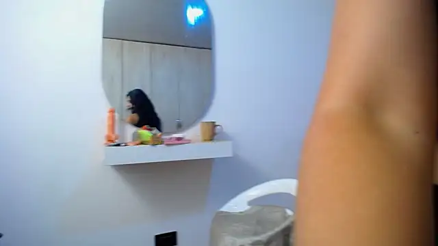 Snapshot of Tamar4_f00x chatting on April 2026 01:06:02 PM Tamar4 f00x online show from April 2026 01:06:02 PM