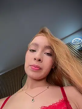 Snapshot of Isabella_gaviria chatting on March 2026 04:30:02 AM Isabella gaviria online show from March 2026 04:30:02 AM