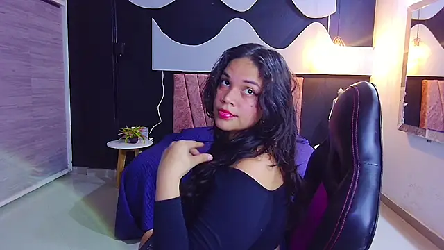 Snapshot of scarlettt__joness chatting on April 2026 03:08:02 AM scarlettt joness online show from April 2026 03:08:02 AM