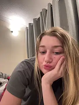 Snapshot of Ameliaxoxoo chatting on April 2026 04:57:02 AM Ameliaxoxoo online show from April 2026 04:57:02 AM