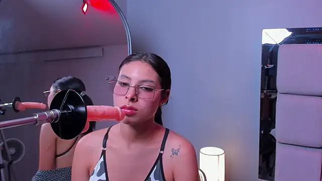 Snapshot of Lia_owenss chatting on March 2026 07:19:01 PM Lia owenss online show from March 2026 07:19:01 PM